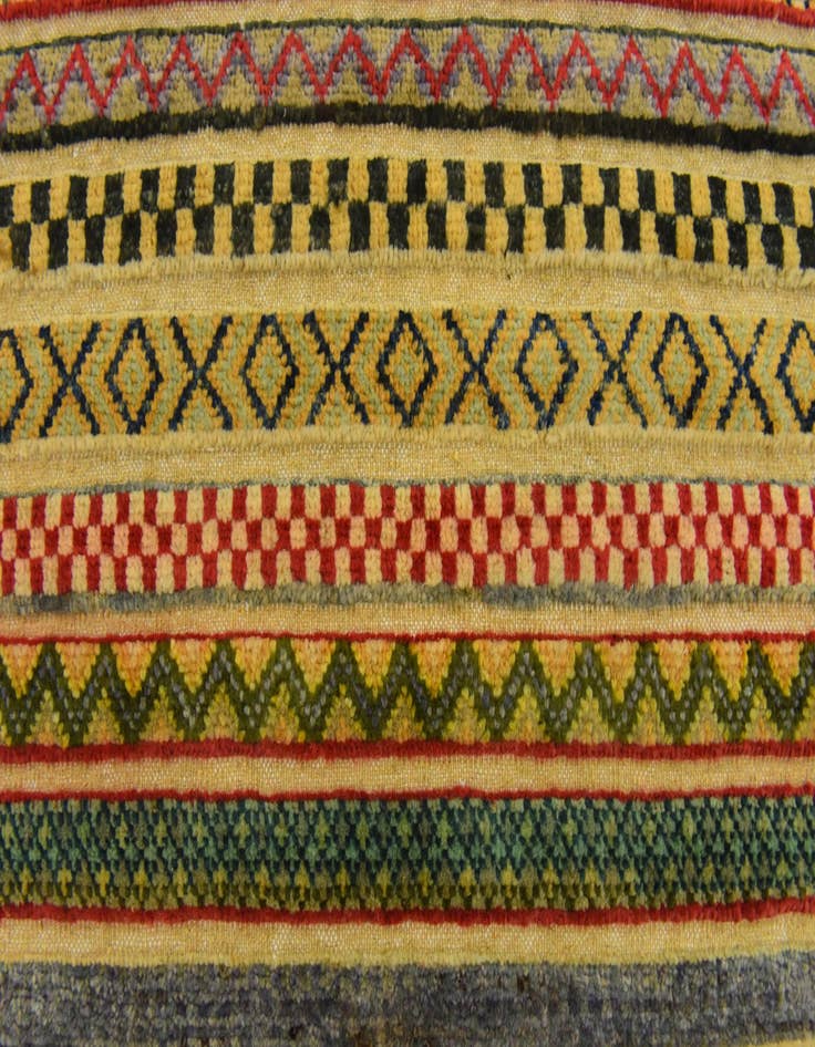 Detail image of 2' 11 x 3' 11 Hand Knotted Modern Ziegler Rug