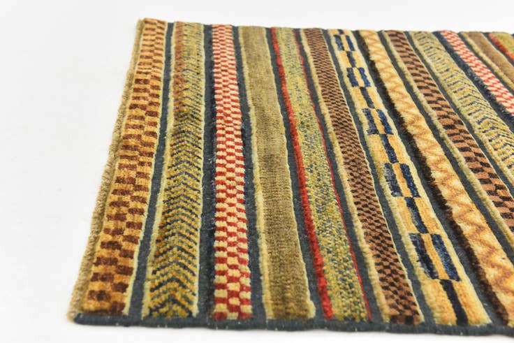 Detail image of 2' 8 x 4' Hand Knotted Modern Ziegler Rug