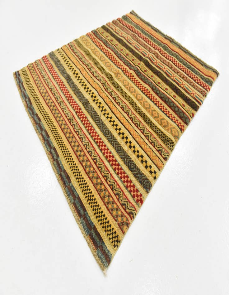 Detail image of 3' x 3' 11 Hand Knotted Modern Ziegler Rug