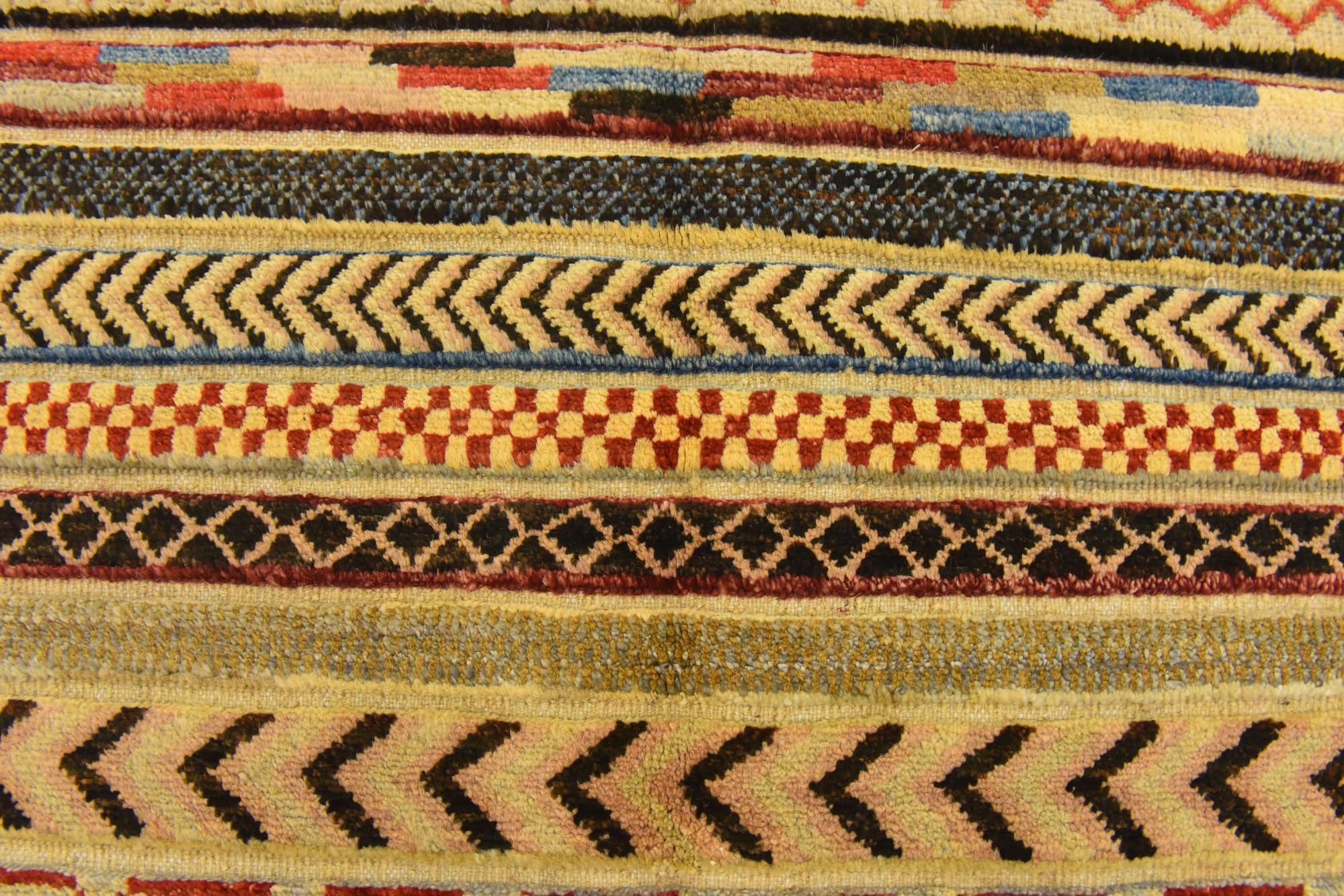 2' 9 x 3' 11 Hand Knotted Modern Ziegler Rug