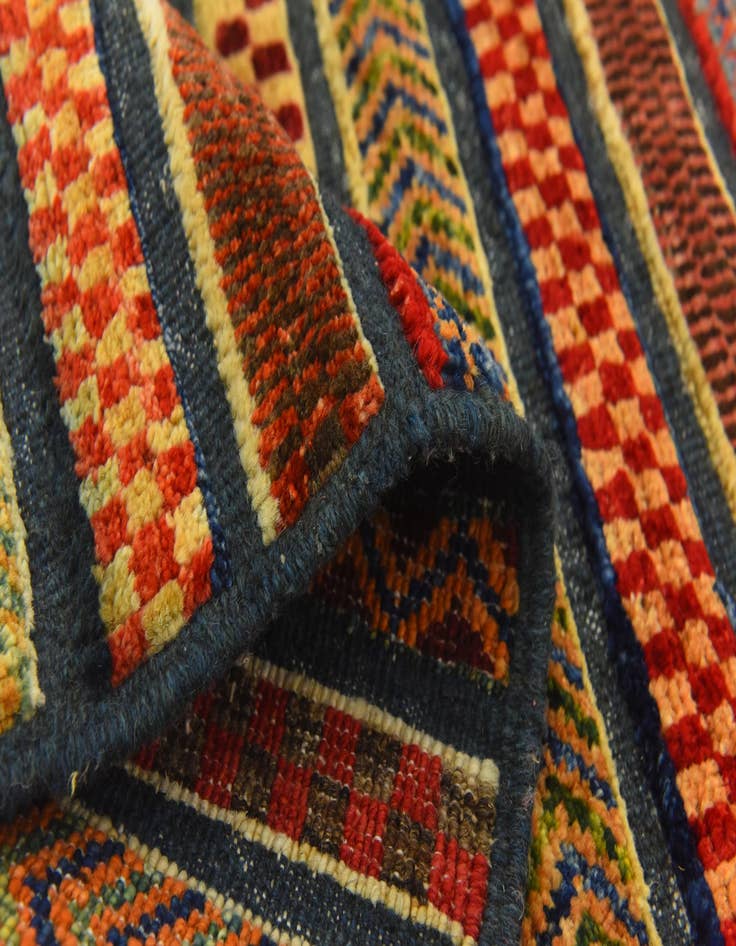 Detail image of 3' x 4' 1  Hand Knotted Modern Ziegler Rug