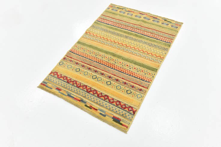 Detail image of 2' 9 x 4' Hand Knotted Modern Ziegler Rug