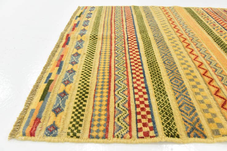 Detail image of 2' 9 x 4' Hand Knotted Modern Ziegler Rug