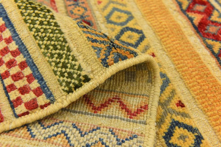 Detail image of 2' 9 x 4' Hand Knotted Modern Ziegler Rug