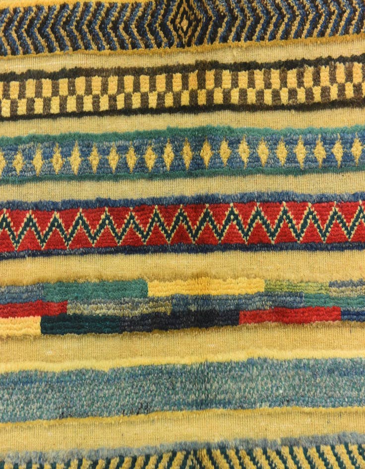 Detail image of 2' 7 x 4' 3  Hand Knotted Modern Ziegler Rug