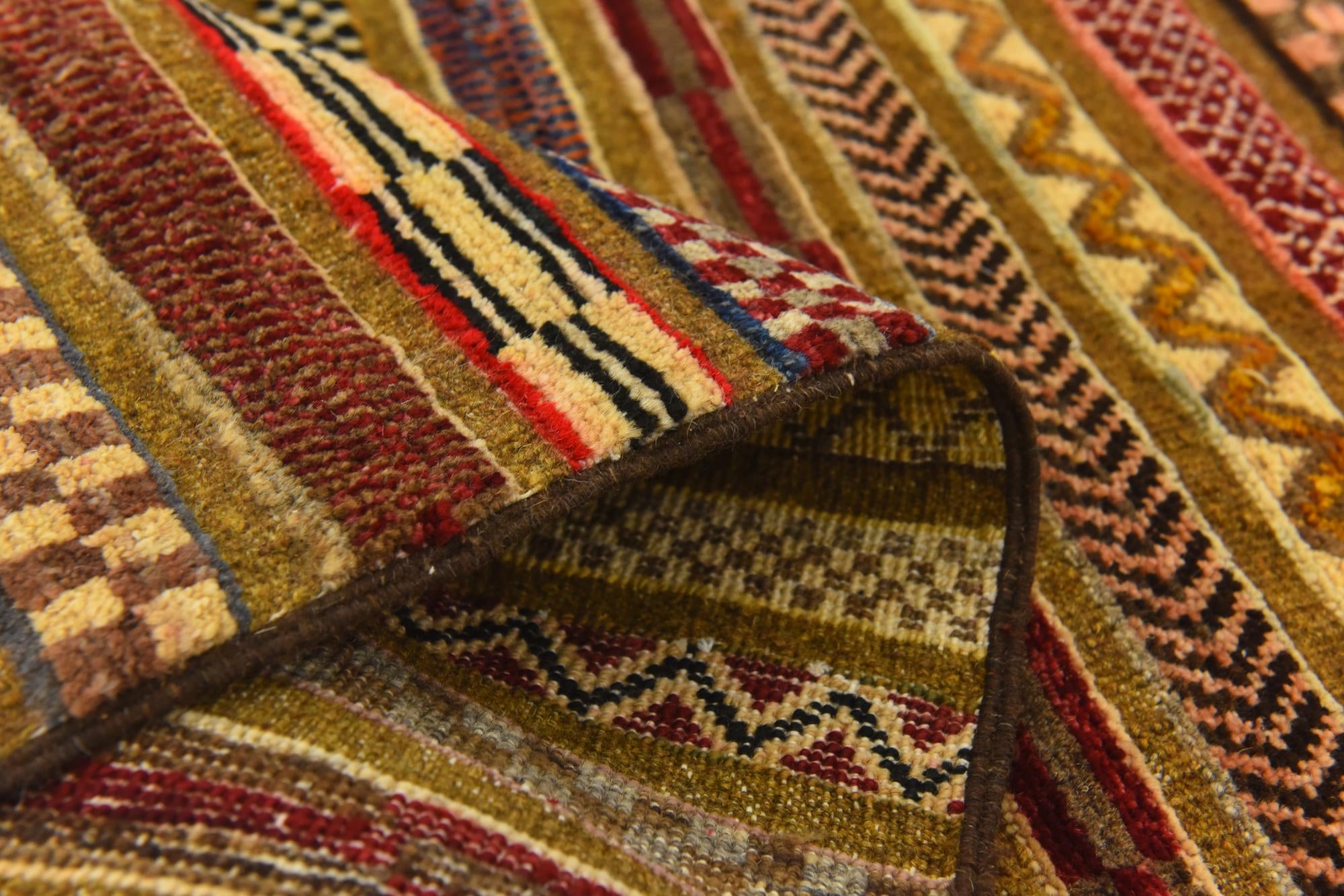4' x 5' 10 Hand Knotted Modern Ziegler Rug