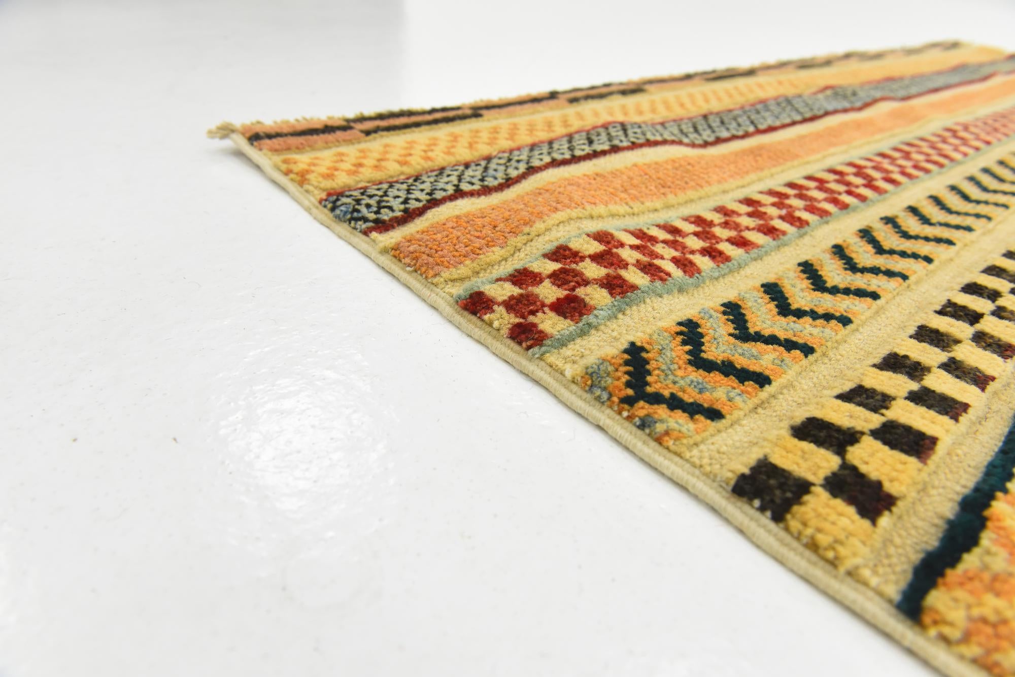 3' 11 x 6' 11 Hand Knotted Modern Ziegler Rug