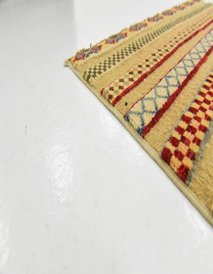 Detail image of 2' 8 x 4' 2  Hand Knotted Modern Ziegler Rug