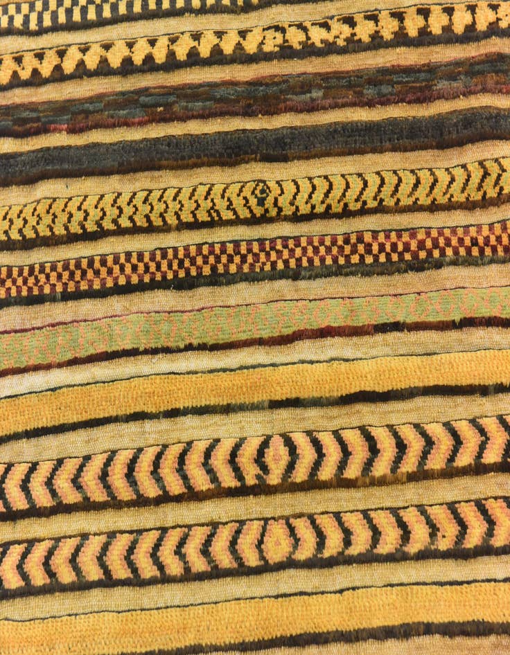 Detail image of 3' 3 x 4' 10  Hand Knotted Modern Ziegler Rug