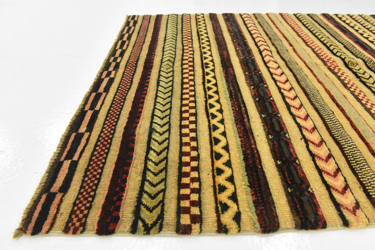 Detail image of 3' 4 x 4' 7 Hand Knotted Modern Ziegler Rug