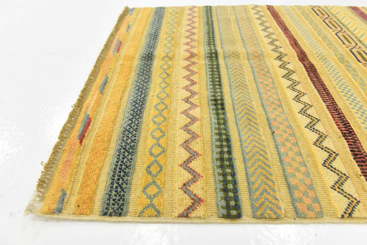 Detail image of 2' 7 x 4' 1 Hand Knotted Modern Ziegler Rug