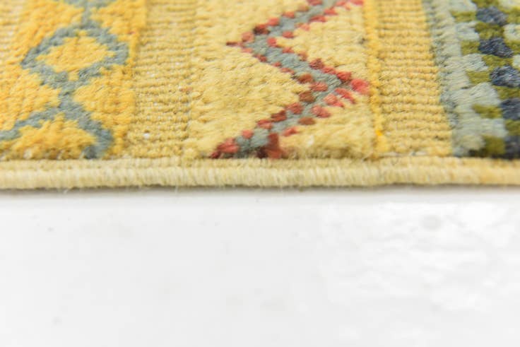 Detail image of 2' 7 x 4' 1 Hand Knotted Modern Ziegler Rug