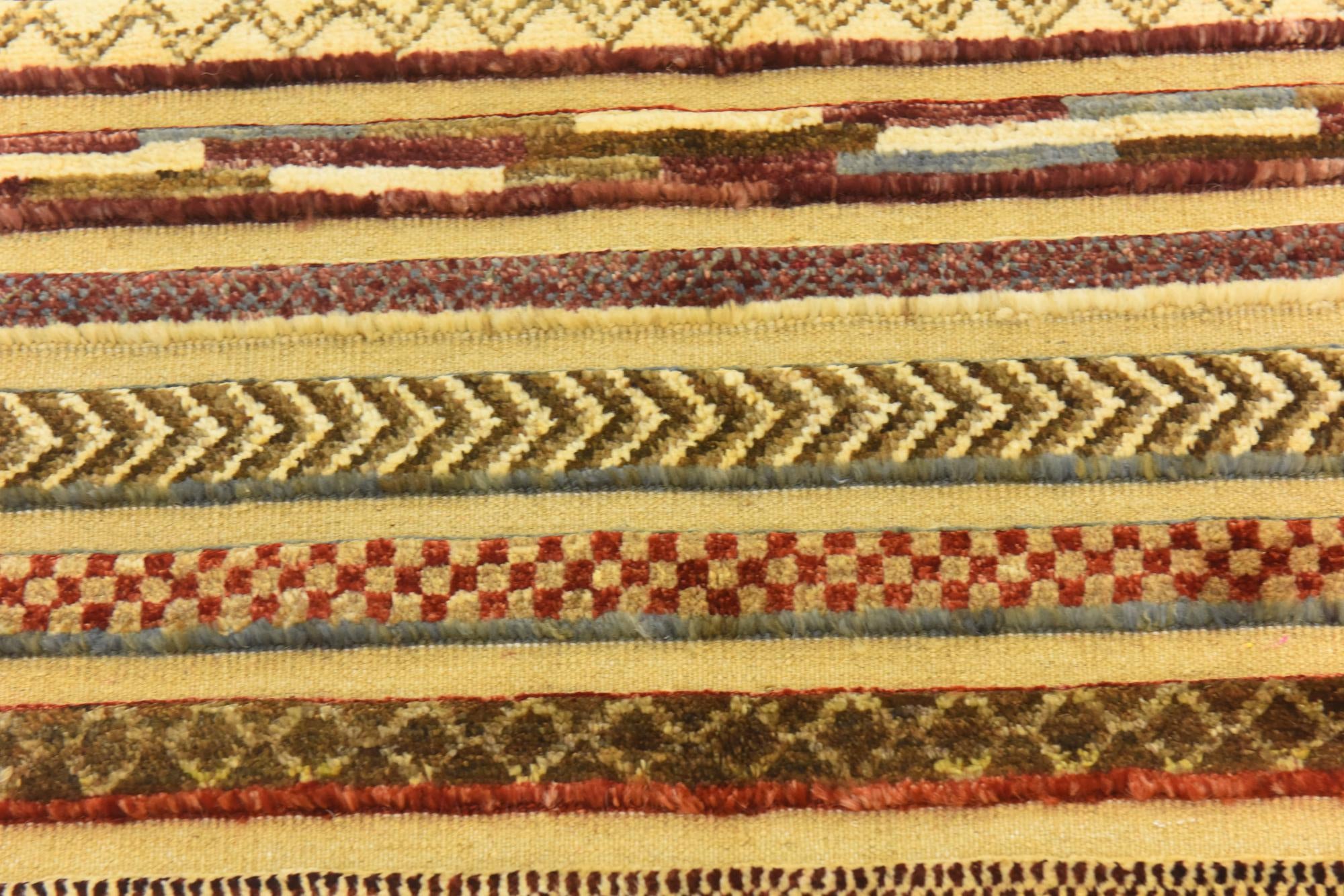2' 9 x 3' 11 Hand Knotted Modern Ziegler Rug