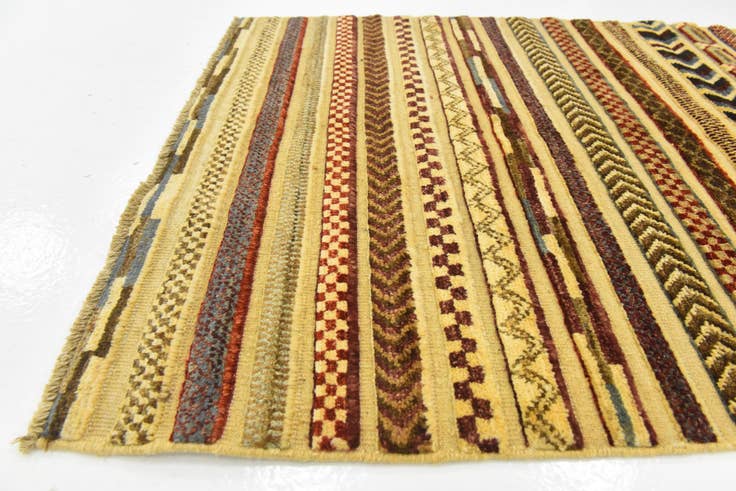Detail image of 2' 9 x 3' 11 Hand Knotted Modern Ziegler Rug