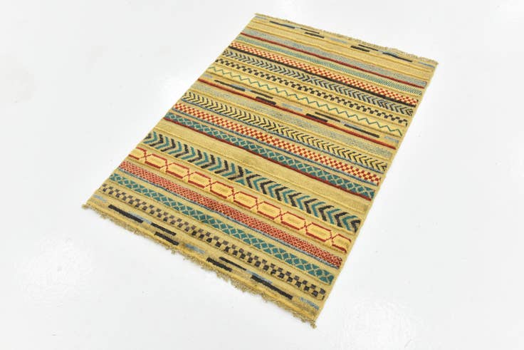 Detail image of 2' 10 x 4' 9 Hand Knotted Modern Ziegler Rug