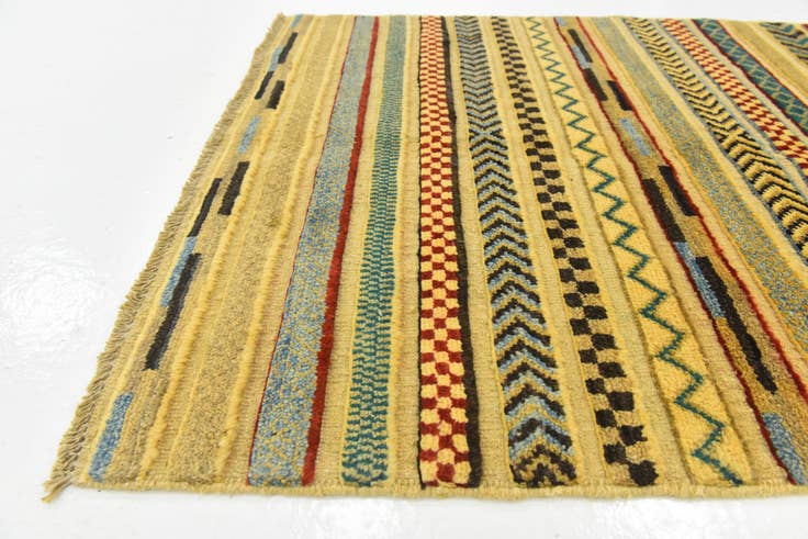 Detail image of 2' 10 x 4' 9 Hand Knotted Modern Ziegler Rug