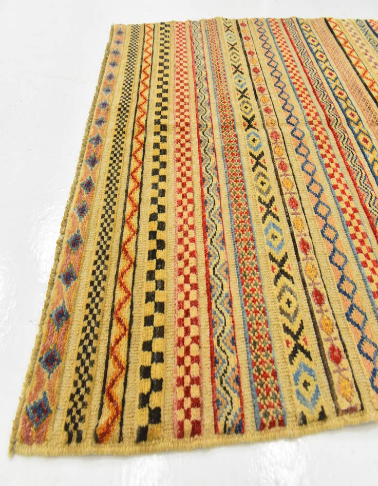 Detail image of 2' 8 x 4'  Hand Knotted Modern Ziegler Rug