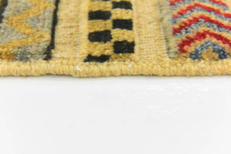 Detail image of 4' 1 x 5' 9 Hand Knotted Modern Ziegler Rug