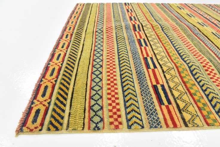 Detail image of 4' x 6' Hand Knotted Modern Ziegler Rug