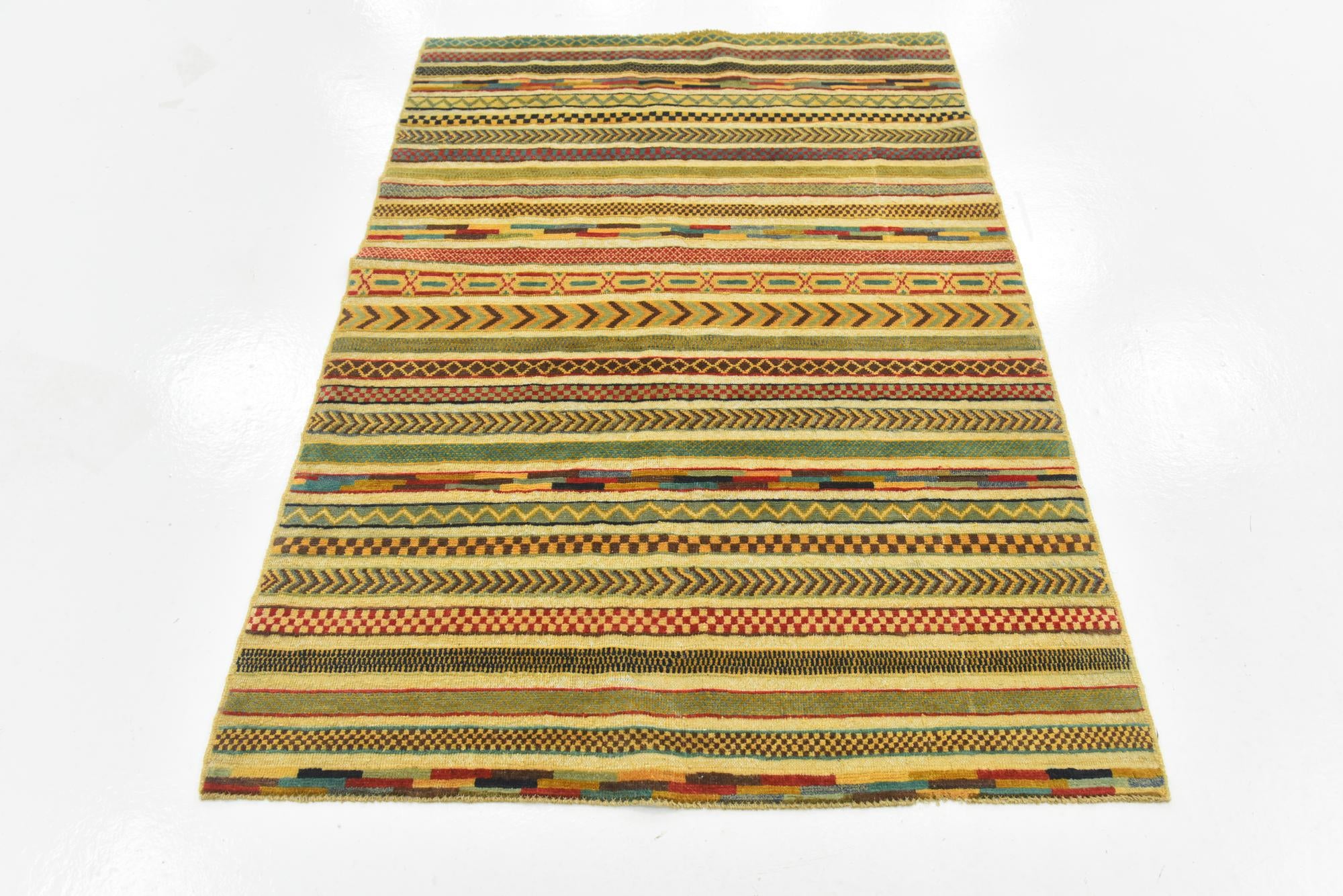 4' x 5' 10 Hand Knotted Modern Ziegler Rug