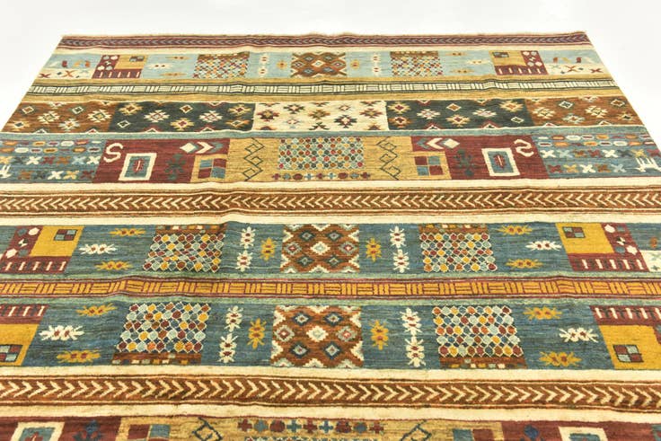 Detail image of 6' 8 x 9' 7 Hand Knotted Modern Ziegler Rug