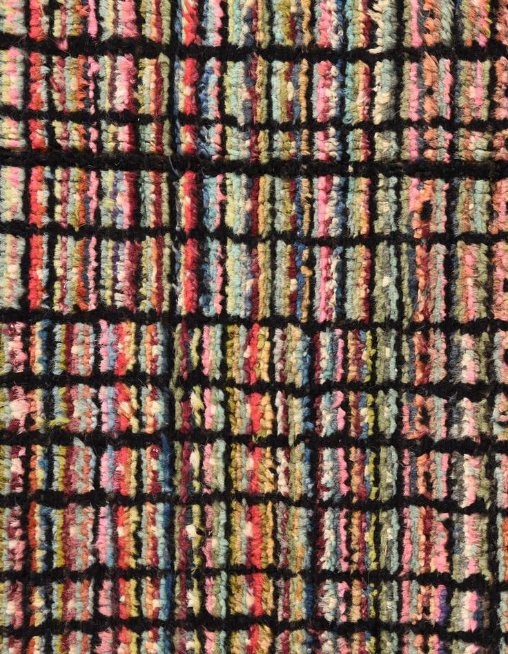 Detail image of 2' 9 x 5' 5  Hand Knotted Modern Ziegler Rug