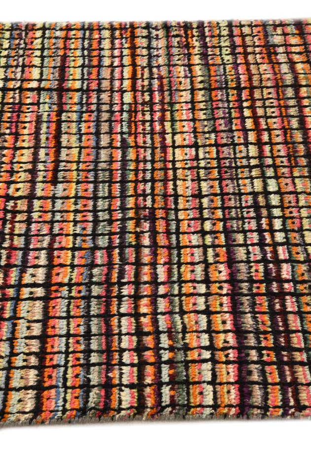 Detail image of 2' 10 x 5' 1 Hand Knotted Modern Ziegler Rug