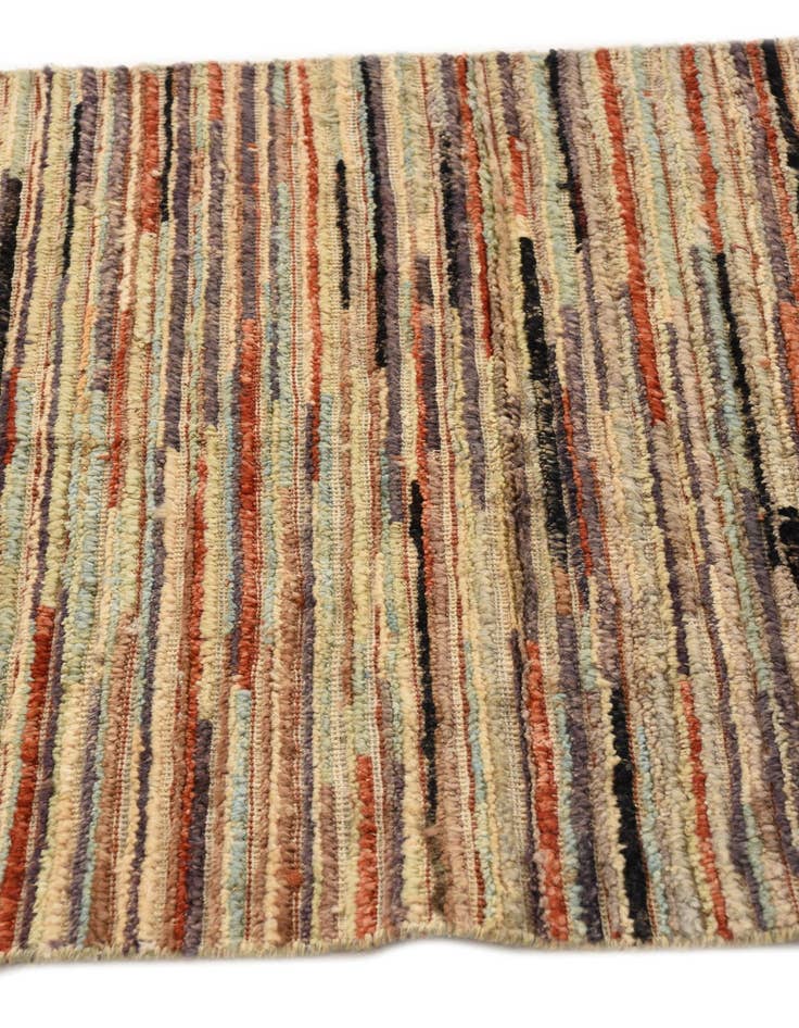 Detail image of 2' 5 x 4' Hand Knotted Modern Ziegler Rug