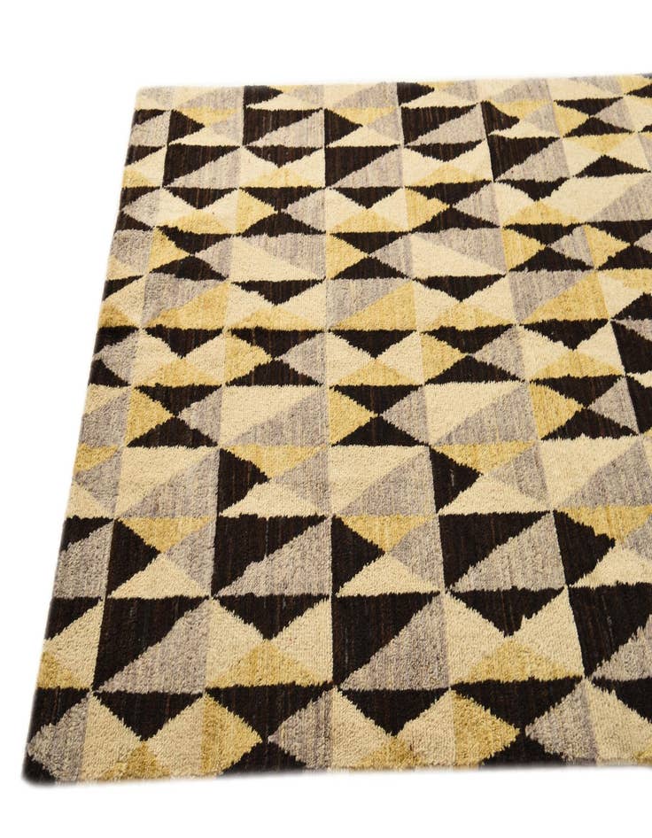 Detail image of 4' 11 x 7' 7  Hand Knotted Modern Ziegler Rug