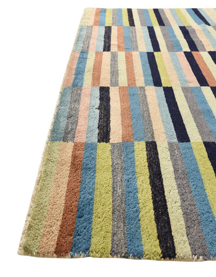 Detail image of 5' 5 x 7' 3  Hand Knotted Modern Ziegler Rug