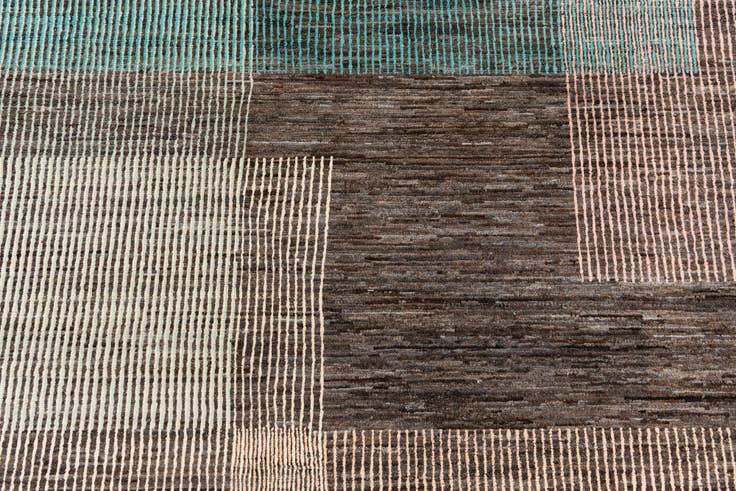 Detail image of 7' 3 x 9' 10 Hand Knotted Modern Ziegler Rug