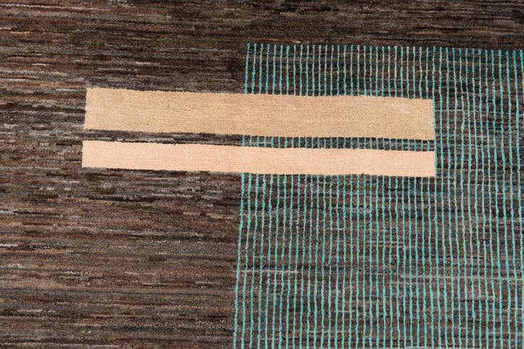 Detail image of 7' 3 x 9' 10 Hand Knotted Modern Ziegler Rug