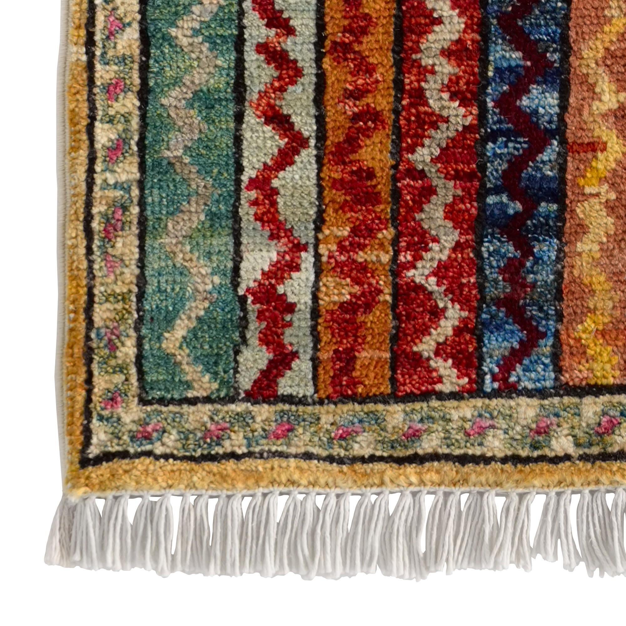1' 4 x 2' Hand Knotted Modern Ziegler Rug