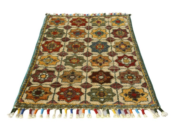 Detail image of 1' 5 x 2' Hand Knotted Modern Ziegler Rug