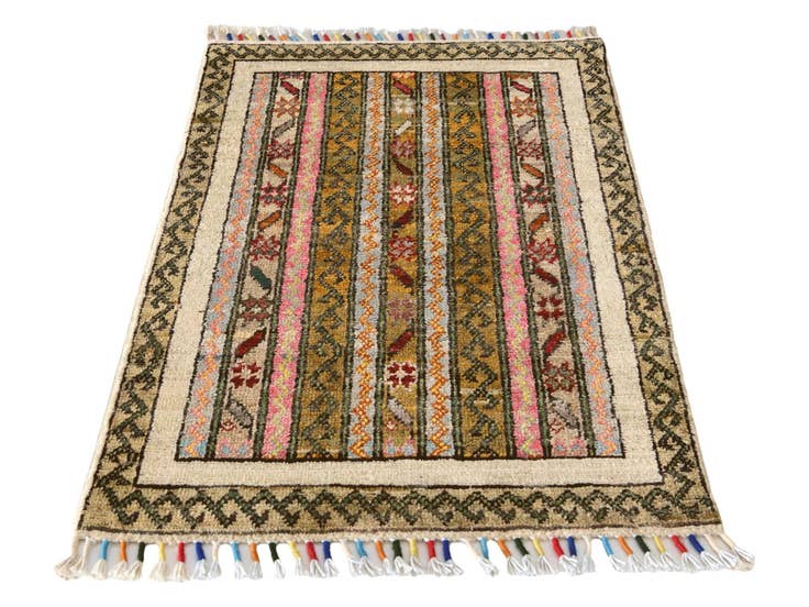 Detail image of 2' x 2' 11 Hand Knotted Modern Ziegler Rug