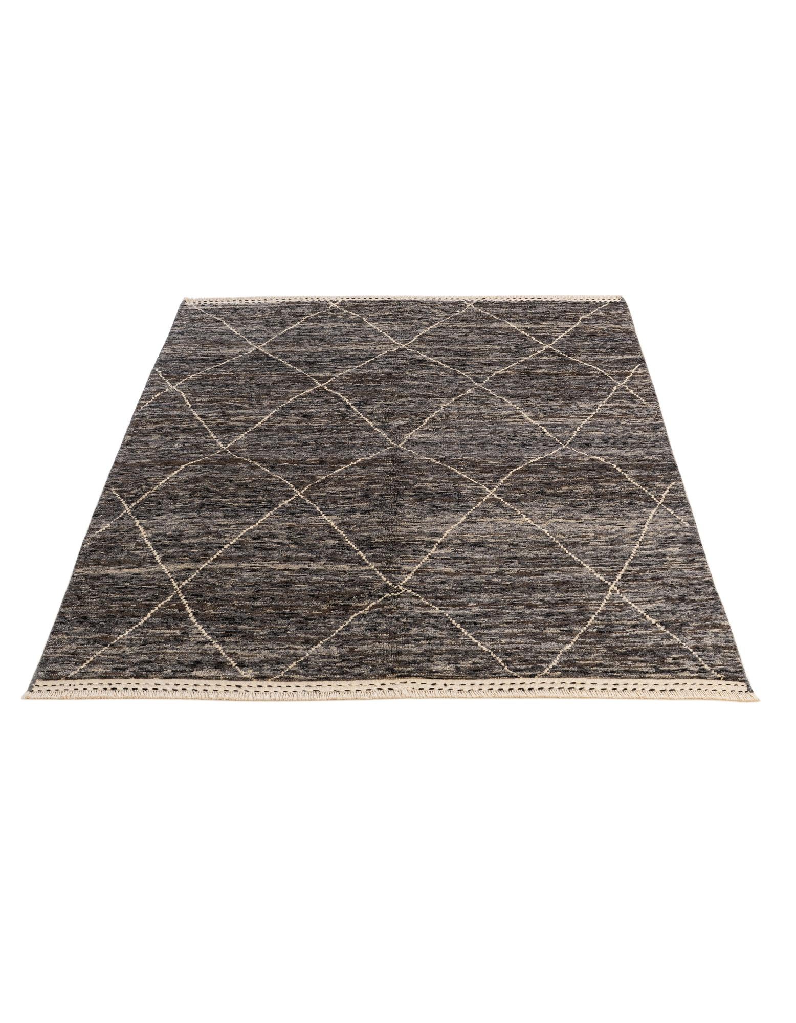 4' 11 x 6' 10 Hand Knotted Moroccan Wool Rug