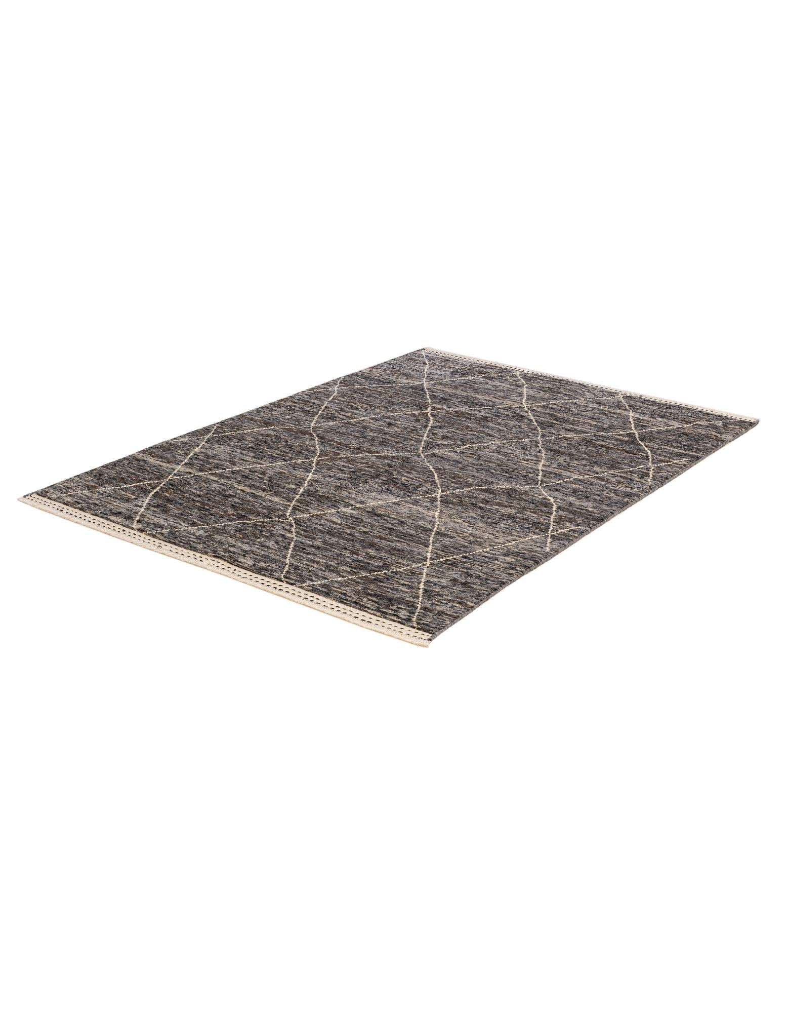 4' 11 x 6' 10 Hand Knotted Moroccan Wool Rug