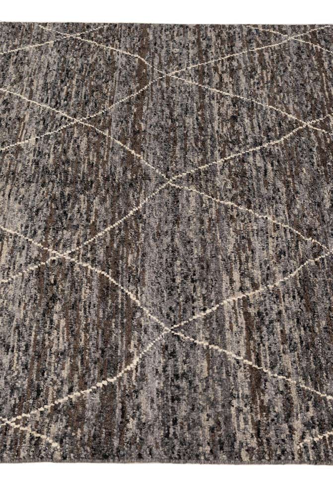 4' 11 x 6' 10 Hand Knotted Moroccan Wool Rug