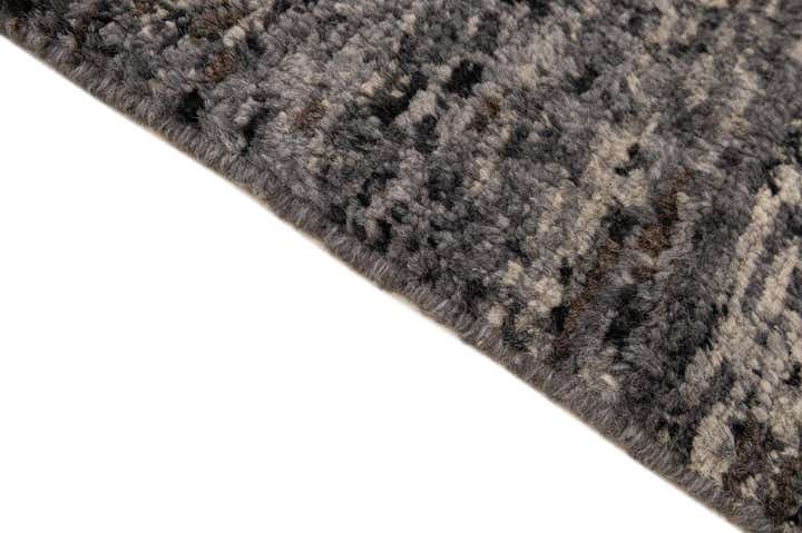 4' 11 x 6' 10 Hand Knotted Moroccan Wool Rug