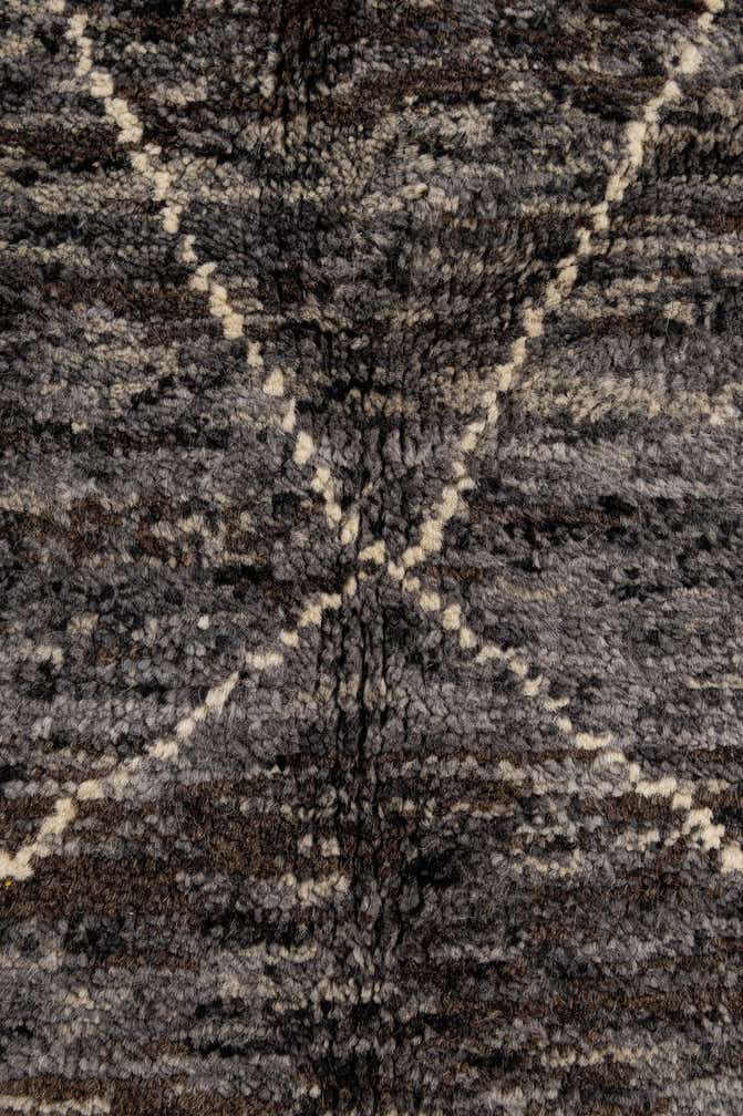 4' 11 x 6' 10 Hand Knotted Moroccan Wool Rug