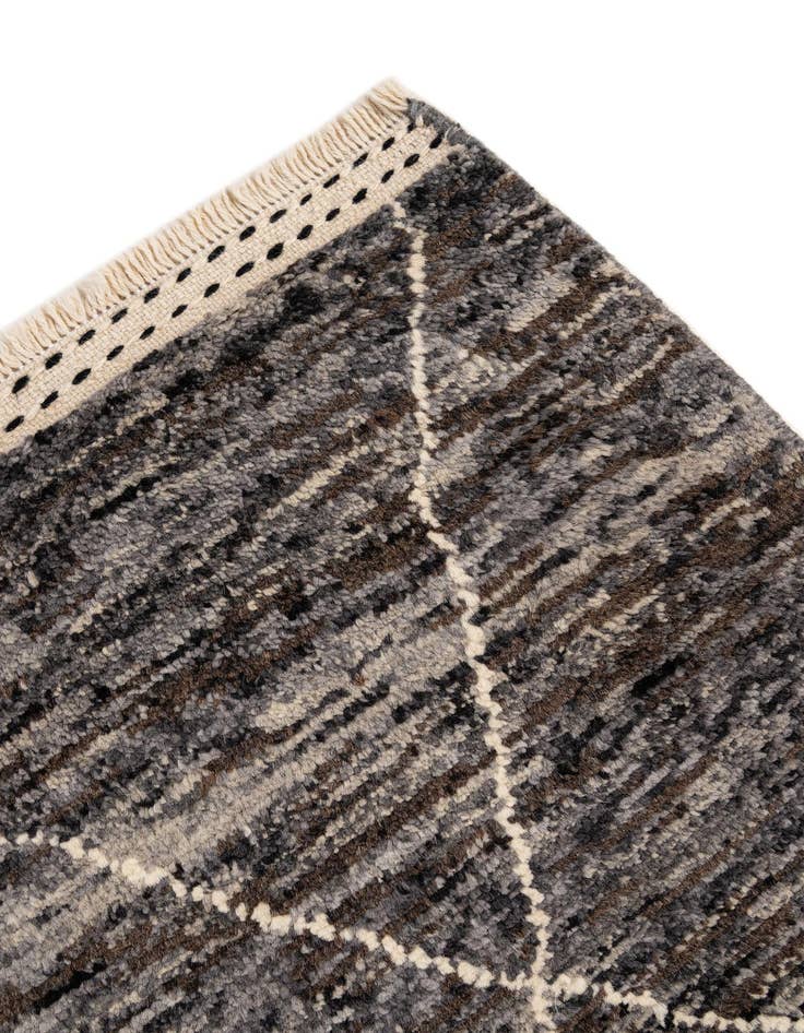 Detail image of 4' 11 x 6' 10  Hand Knotted Moroccan Wool Rug