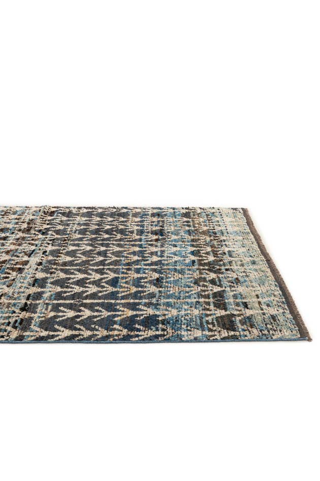 Detail image of 5' x 8' 4 Hand Knotted Moroccan Wool Rug