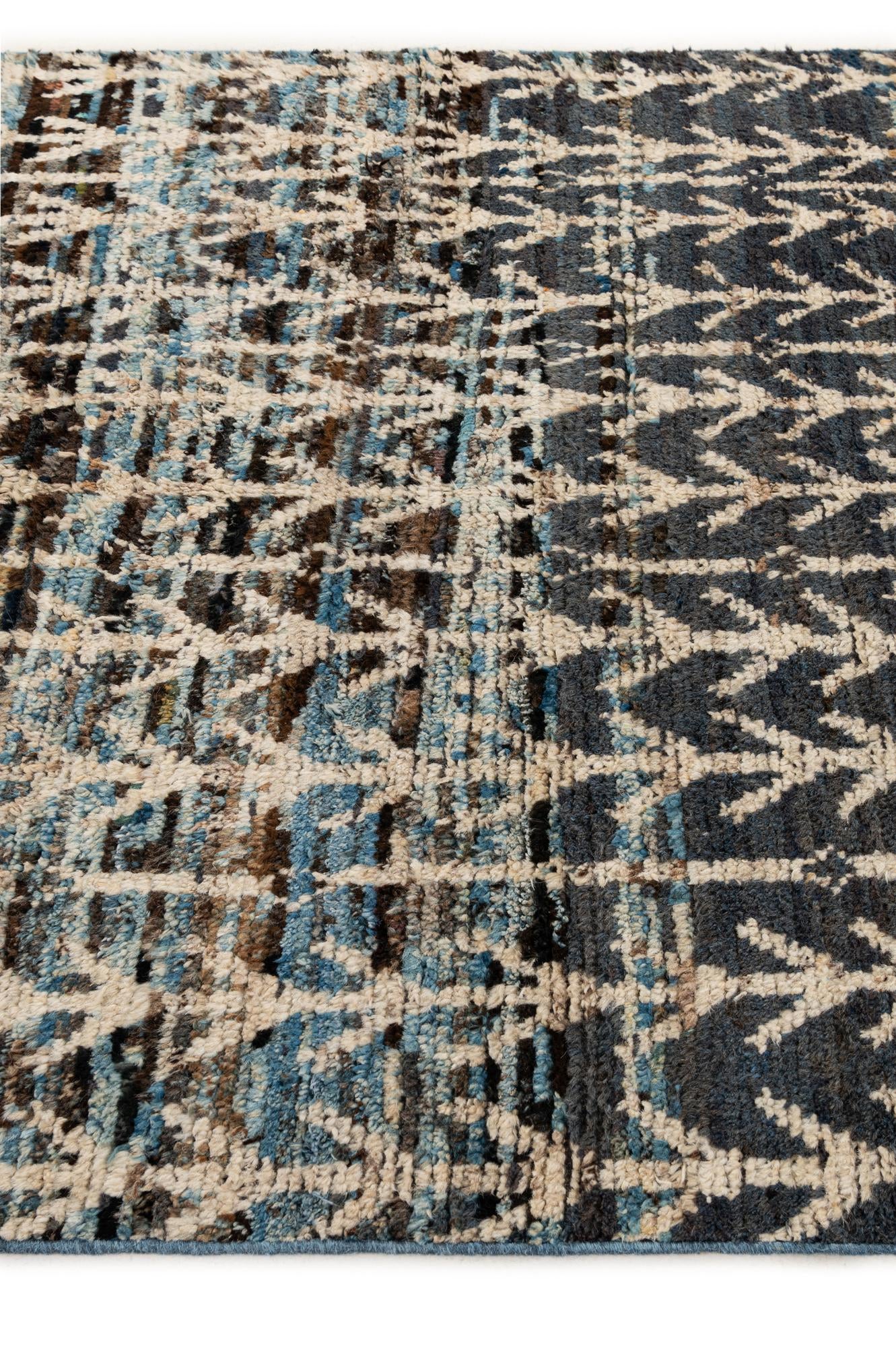 5' x 8' 4 Hand Knotted Moroccan Wool Rug