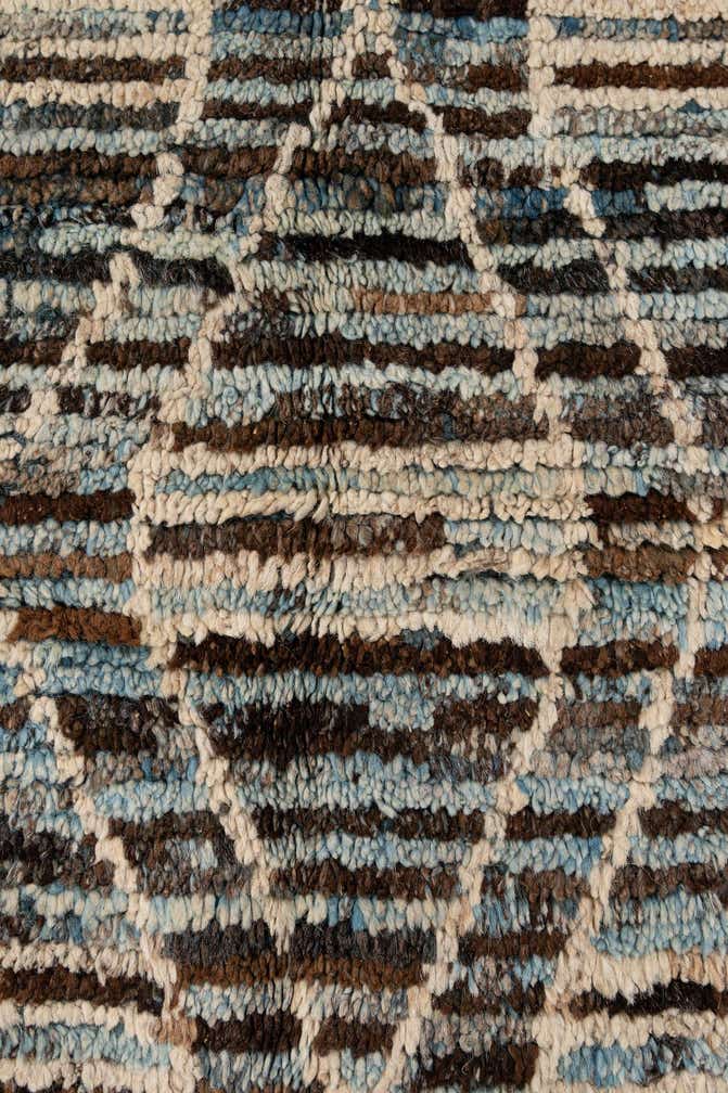 5' 6 x 8' Hand Knotted Moroccan Wool Rug