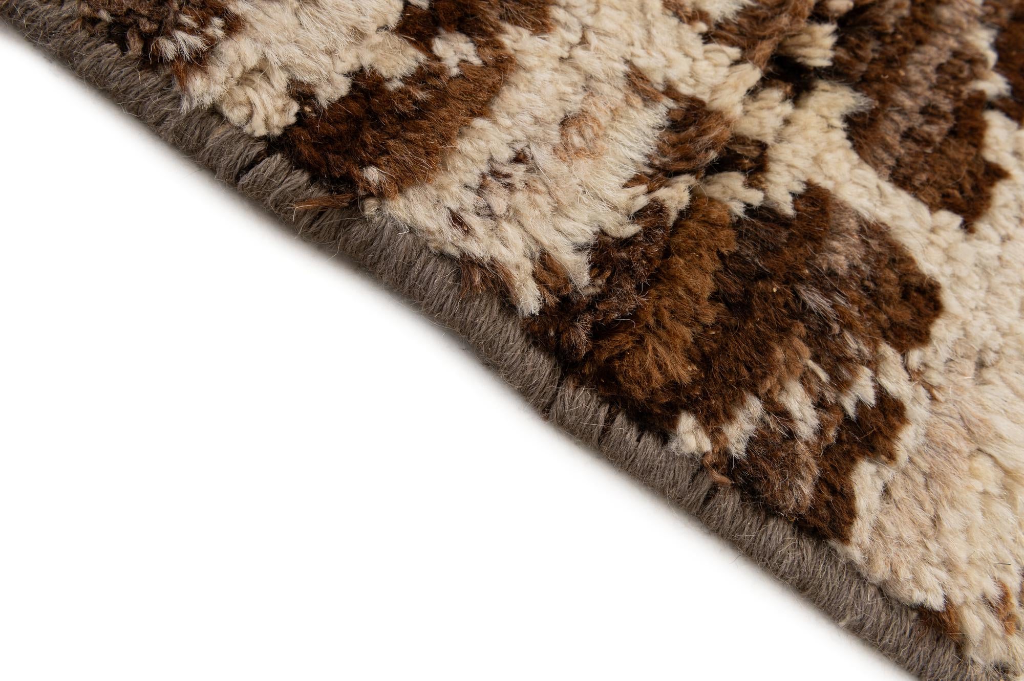 5' 5 x 8' Hand Knotted Moroccan Wool Rug