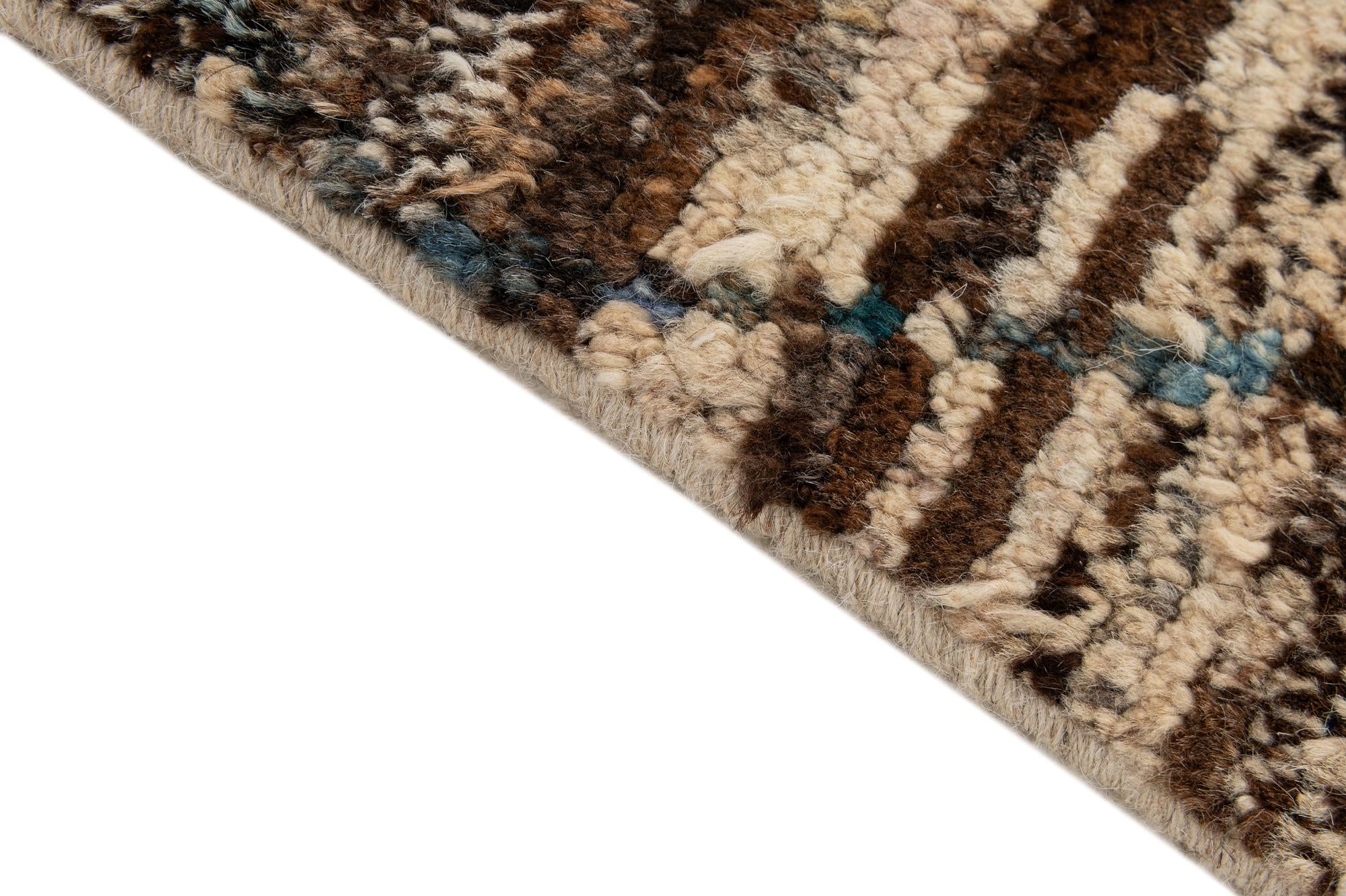 5' 10 x 7' 9 Hand Knotted Moroccan Wool Rug