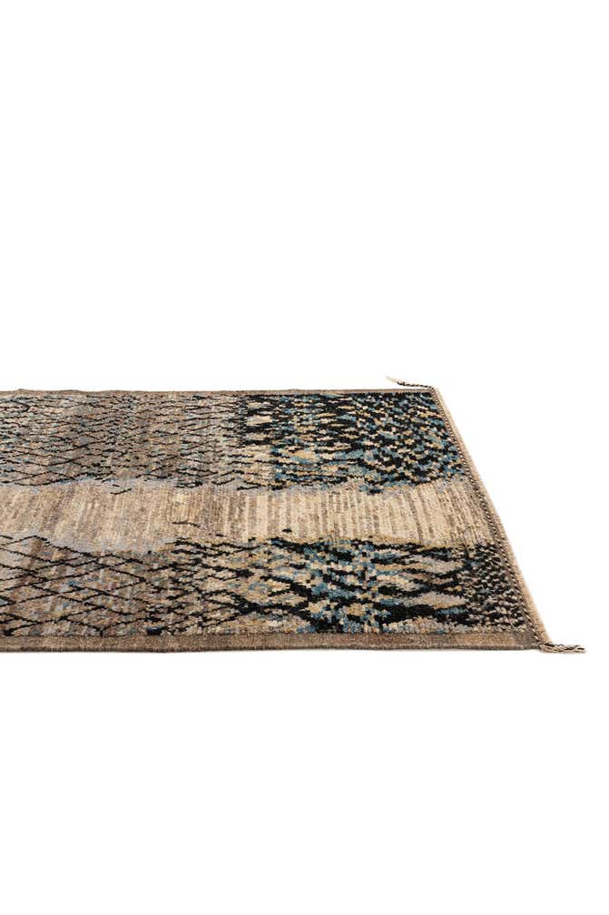 5' 11 x 7' 11 Hand Knotted Moroccan Wool Rug