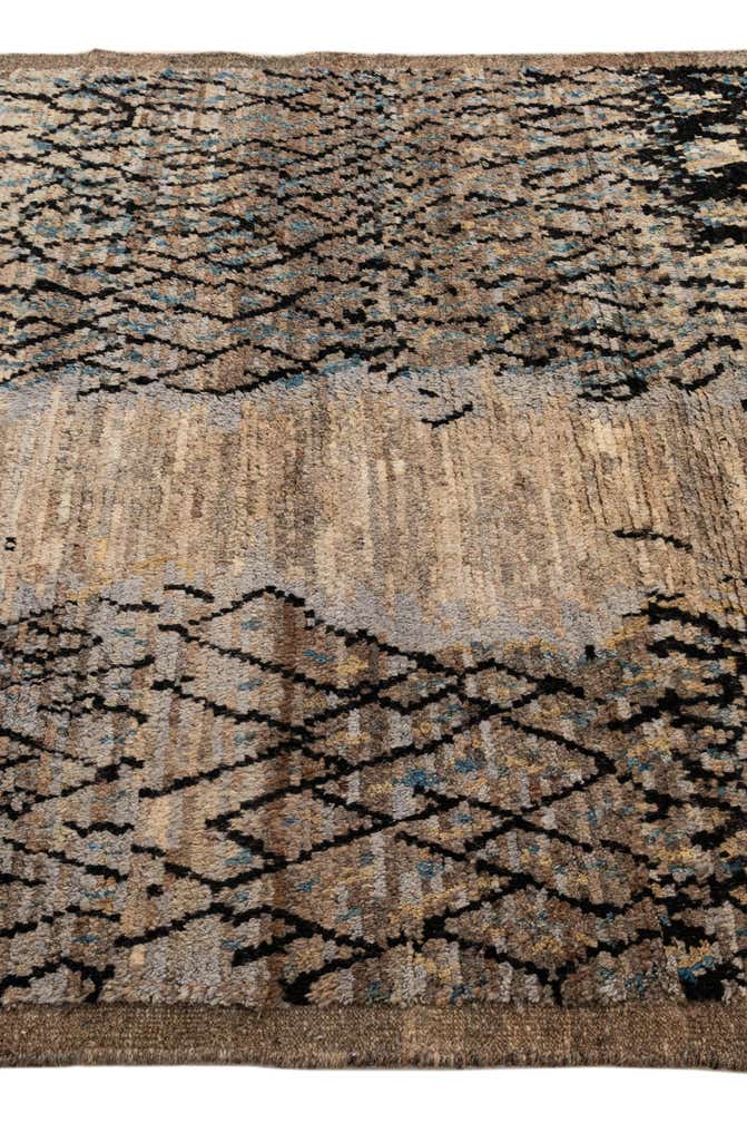 5' 11 x 7' 11 Hand Knotted Moroccan Wool Rug