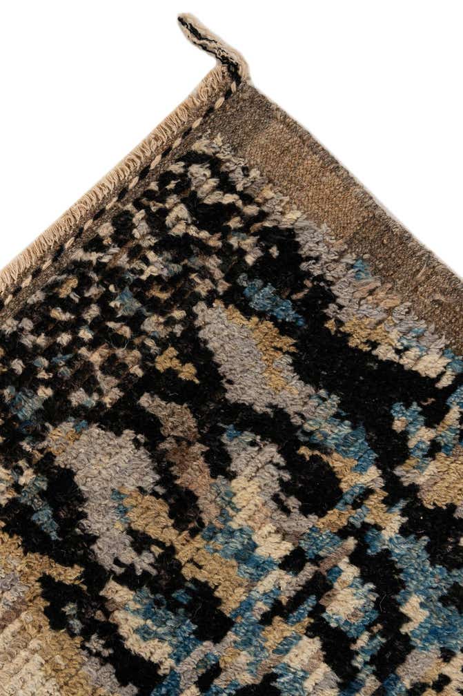 5' 11 x 7' 11 Hand Knotted Moroccan Wool Rug