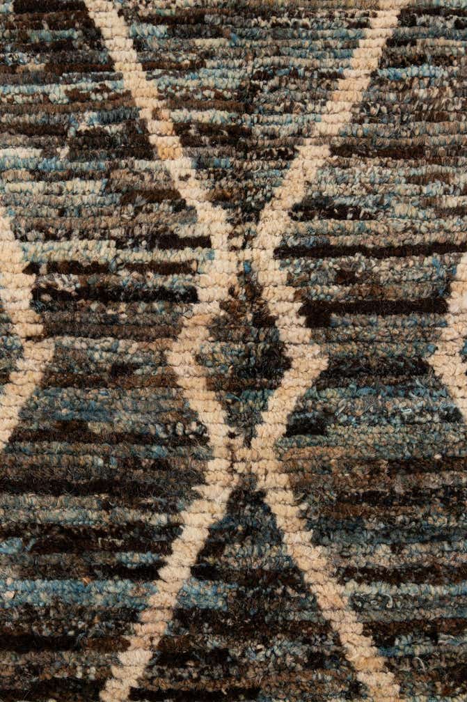 5' 8 x 7' 10 Hand Knotted Moroccan Wool Rug